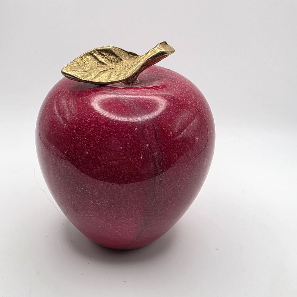 Vintage Marble Red Apple Gold Stem & Leaf Art Home Deco Paperweight